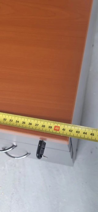 Cajonera de oficina profesional madera 3 cajones.