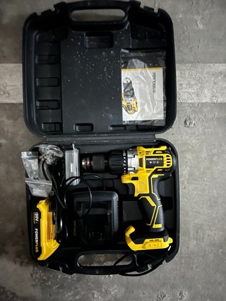 Taladro Atornillador Powerplus con Maletín