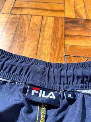 Pantalones cortos Fila amarillos y azules