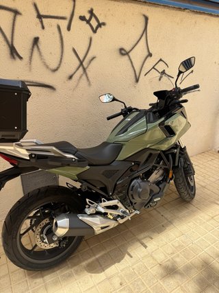 Honda NC750X DCT