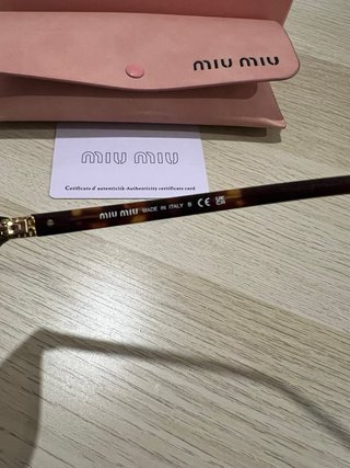 Gafas de sol Miu Miu Tortoise/Oro