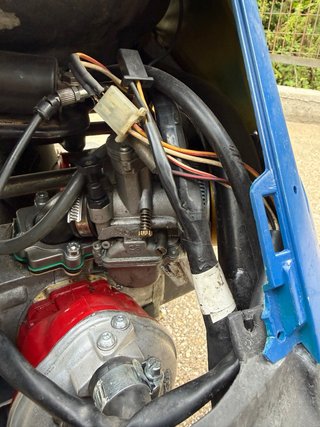 Yamaha Jog R antigua