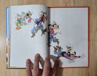 Clásico cuento Disney.Goofy se va al oeste.Salvat.