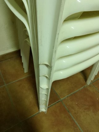 Sillas de exterior de plástico blanco