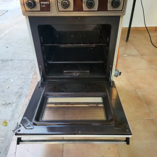 Cocina de gas Aspes con horno butano