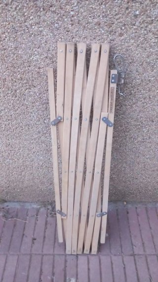 Barrera extensible madera seguridad