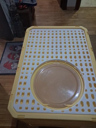 2 Areneros para gatos. 25.00€ cada uno.