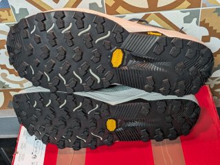 New Balance Rebel Trail