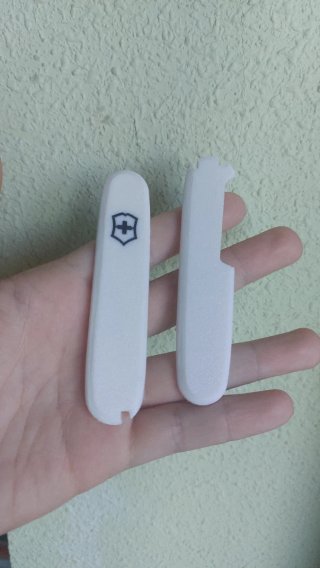 Maniglie di ricambio per Victorinox Plus (91mm)