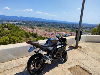 Yamaha YZF-R125 2017