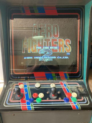 Máquina Arcade Neo Geo c/ Slot p/ 4 Cassetes