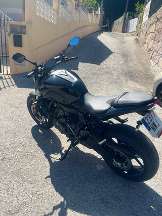 Yamaha MT-07 Negra