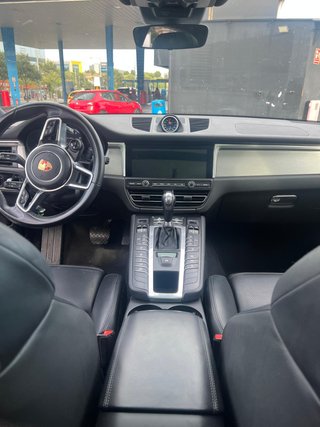 Porsche Macan Turbo Full Extras || 2020