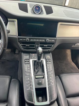 Porsche Macan Turbo Full Extras || 2020