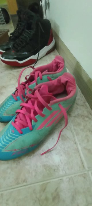 Lote de zapatillas deportivas