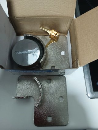 Candado FP para vehiculos comerciales pesados.
