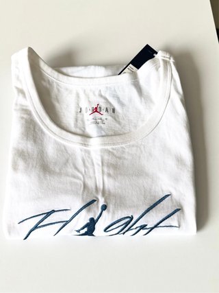 Camiseta Jordan Blanca Flight