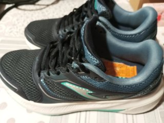 Zapatillas Joma Negras y Turquesa