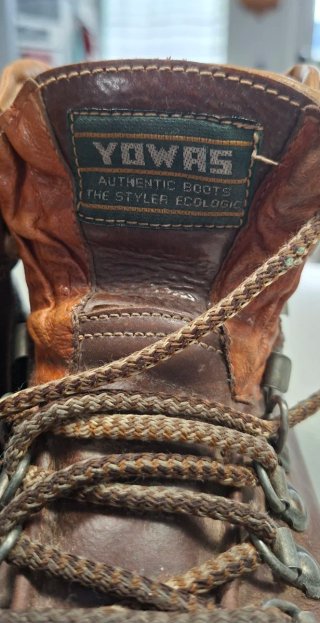Botas de montaña Yowas Talla 36