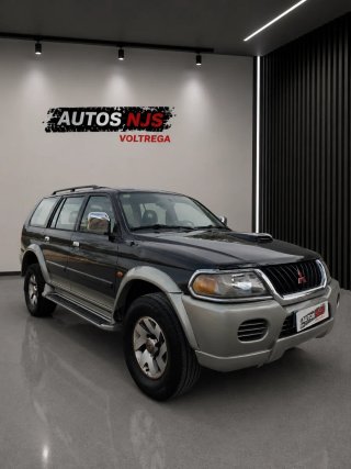 Mitsubishi Montero 2003