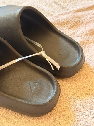 Yeezy Slides Adidas Talla 42 Nuevas