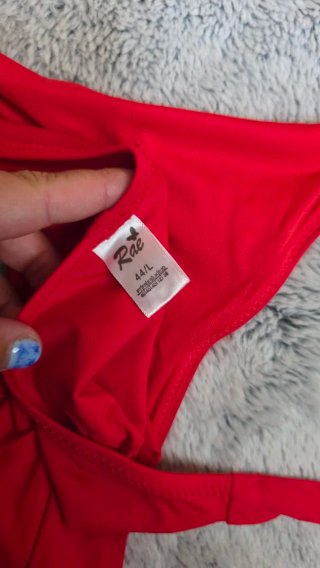 Bikini rojo brasileño