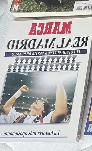 Marca, libro Real Madrid El futbol vuelve a vestir