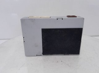 1147571 centralita 861a002010 toyota auris luna+