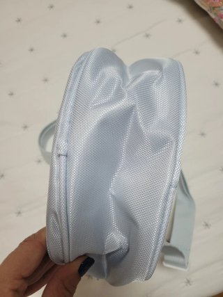 Mochila Adidas pequeña azul y blanca