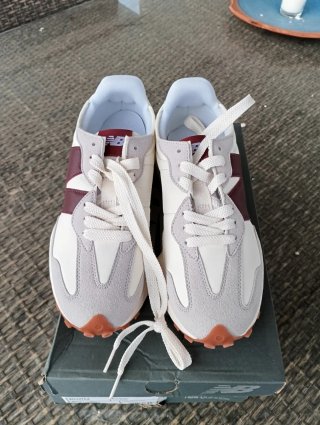 Zapatillas New Balance 41 Blancas Gris Rojas