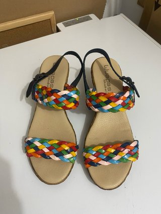 Sandalias de cuero, multicolor, solo 1 uso