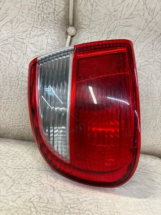 Piloto trasero izquierdo Seat Toledo