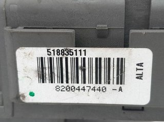 Caja relés fusibles renault 1147617 8200447440 vel