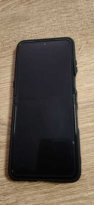 Motorola Razr Ultra 2025 Negro 16GB Ram