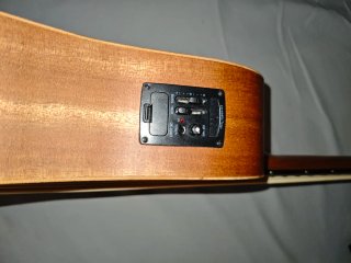 Harley Benton Club Bajo Ukelele
