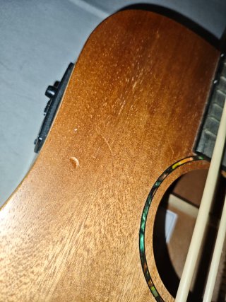 Harley Benton Club Bajo Ukelele