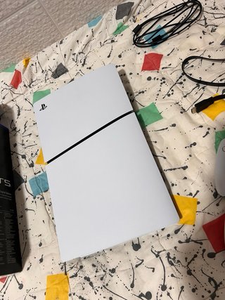 PS5 Digital 825GB Sony Blanca 5 meses de uso