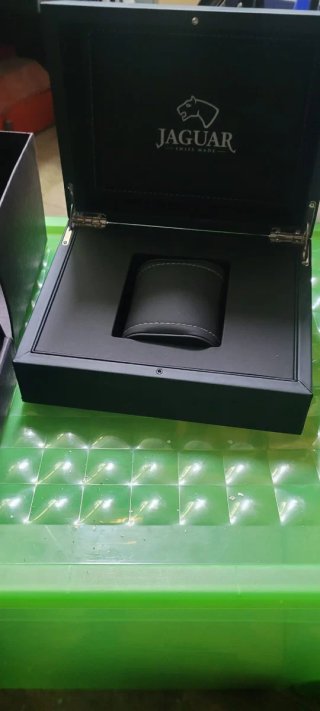 Caja de reloj Jaguar