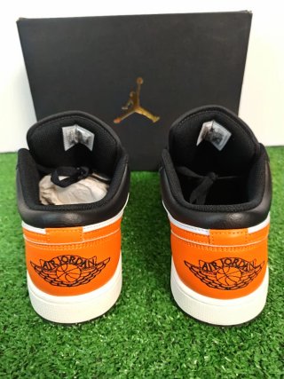Zapatillas Air Jordan 1 Low Negro Naranja