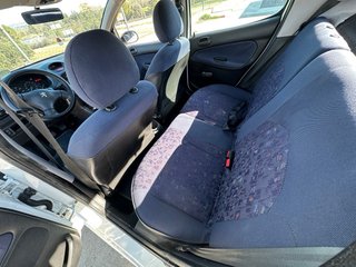 Peugeot 206 1999