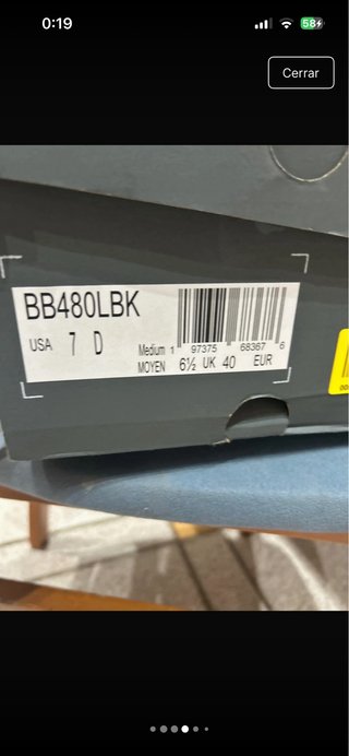 Zapatillas New Balance Blancas y Negras