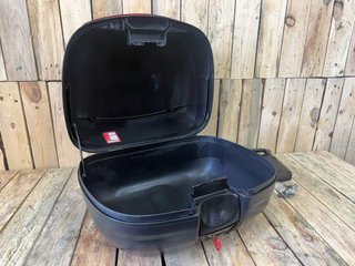 BAUL SHAD SH37 CON PARRILLA