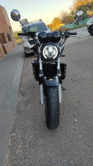 Honda Hornet 600 CBF Negra