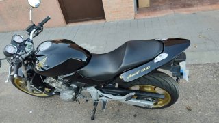 Honda Hornet 600 CBF Negra