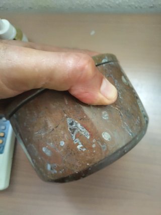 Caja joyero vacía bolsillos fósil amonite antigüo