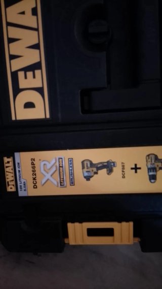 Dewalt DCK266P2 Taladro y Atornillador