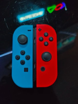 Mandos Nintendo Switch Joy-Con Azul y Rojo