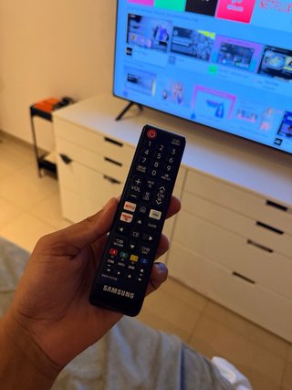 Samsung TV 55 4K UHD Smart TV