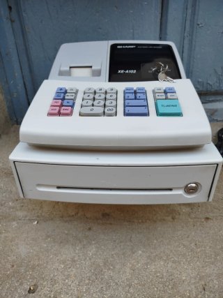 CAJA REGISTRADORA ELECTRÓNICA SHARP XE-A102