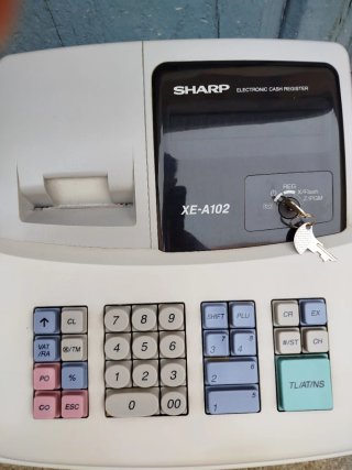 CAJA REGISTRADORA ELECTRÓNICA SHARP XE-A102